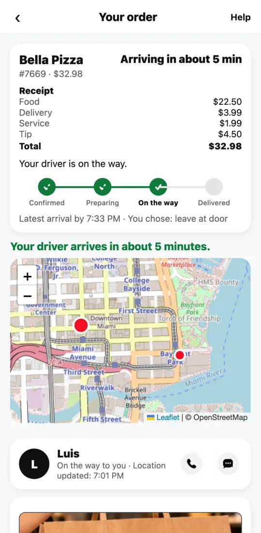 Real Divoox app screen: the order on its way, with the driver on the map